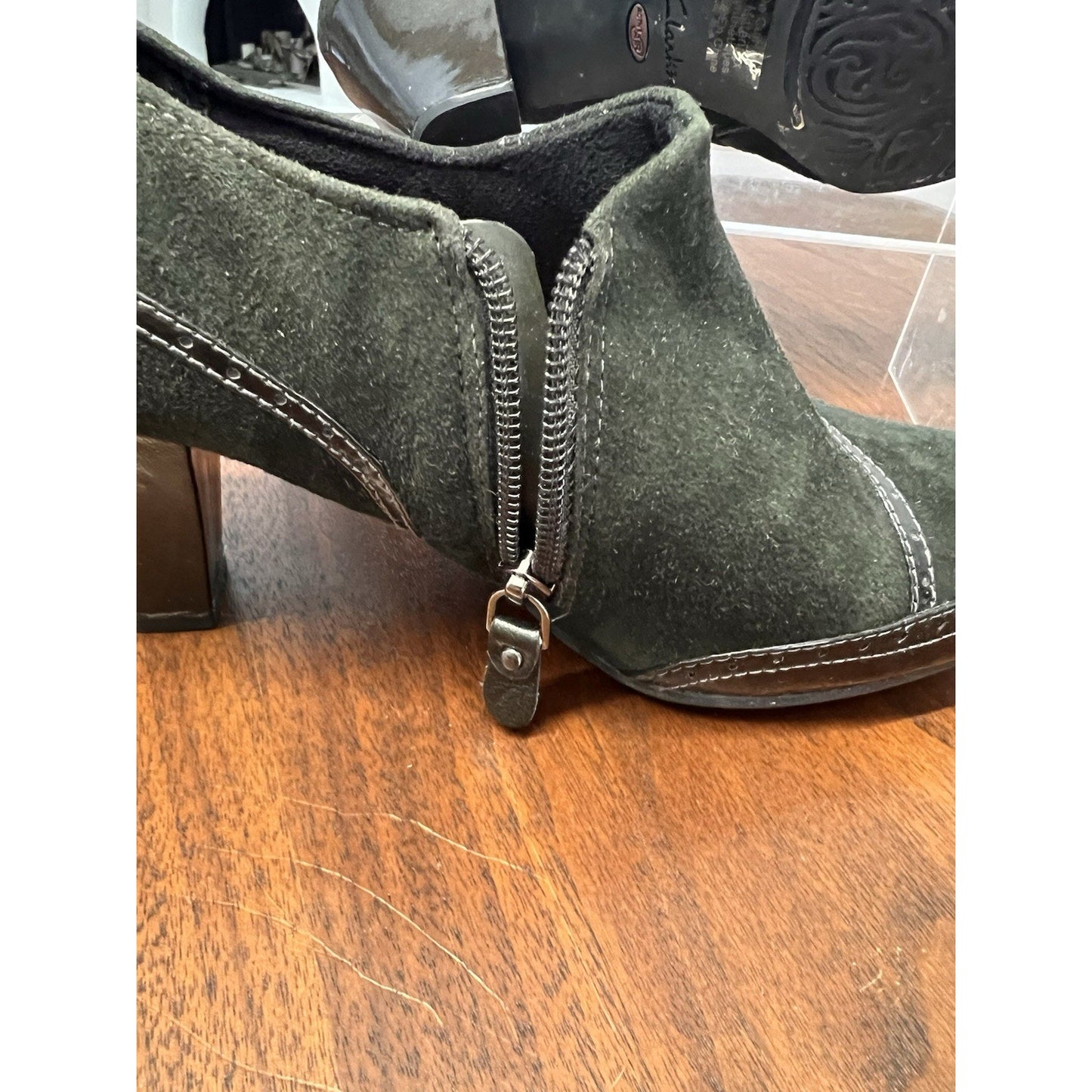 Clarks Artisan Active Air Heeled Ankle Booties Black Side Zip Size 8