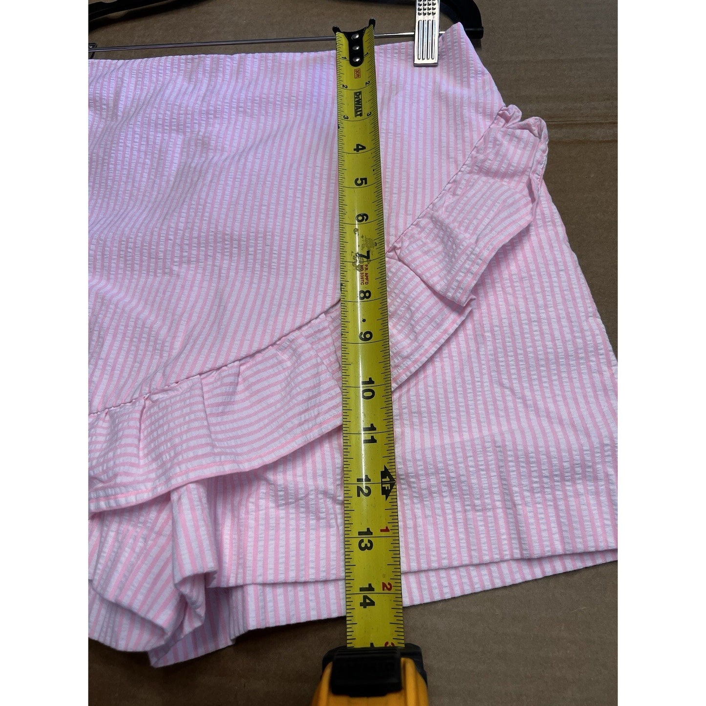 Lilly Pulitzer Sz 2 Mini Skort Neon Pink Preppy Girlie Seersucker Ruffle Faye