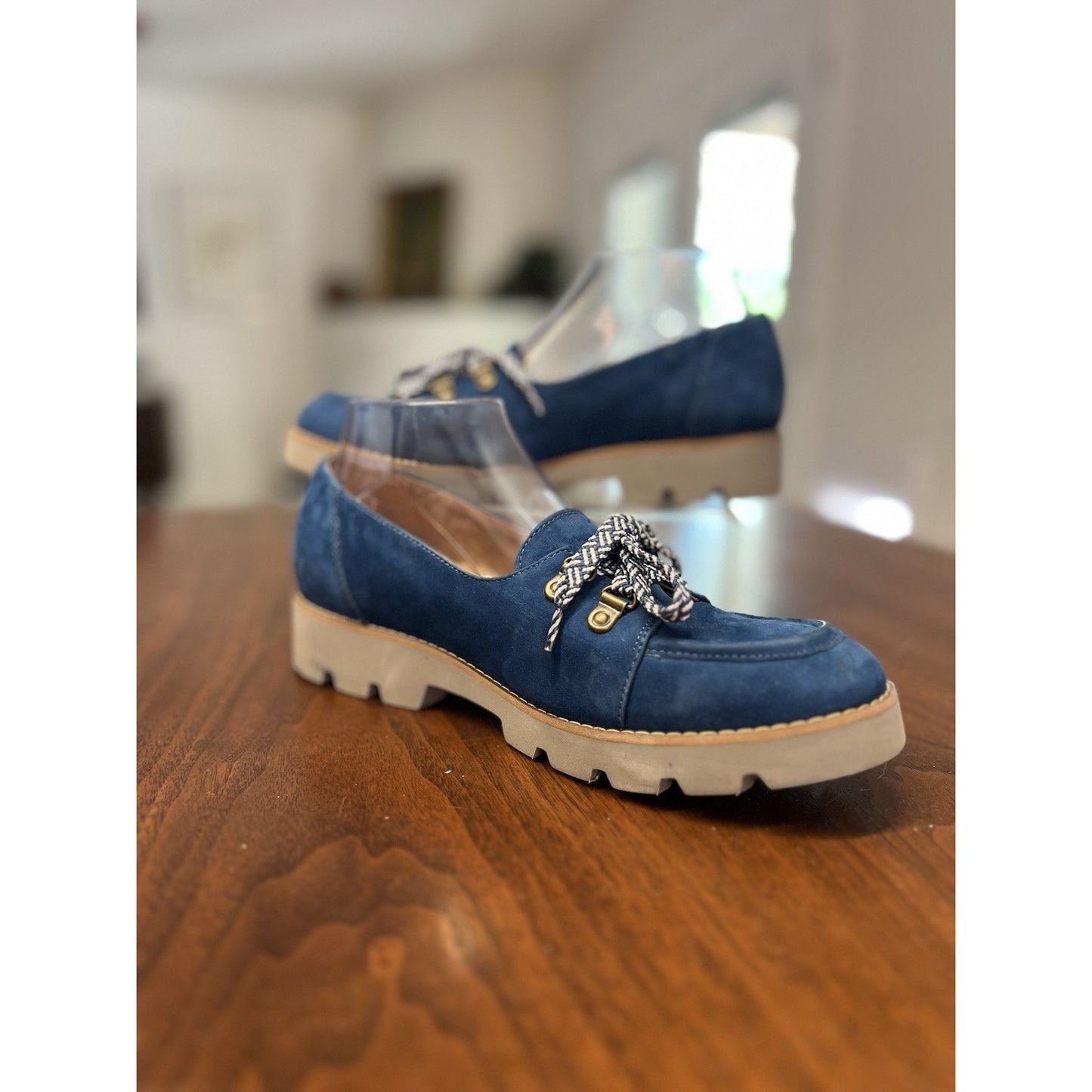 Vionic Teagan Blue Nubuck Leather Lace-Up Oxfords Size 8 Hiking Inspired