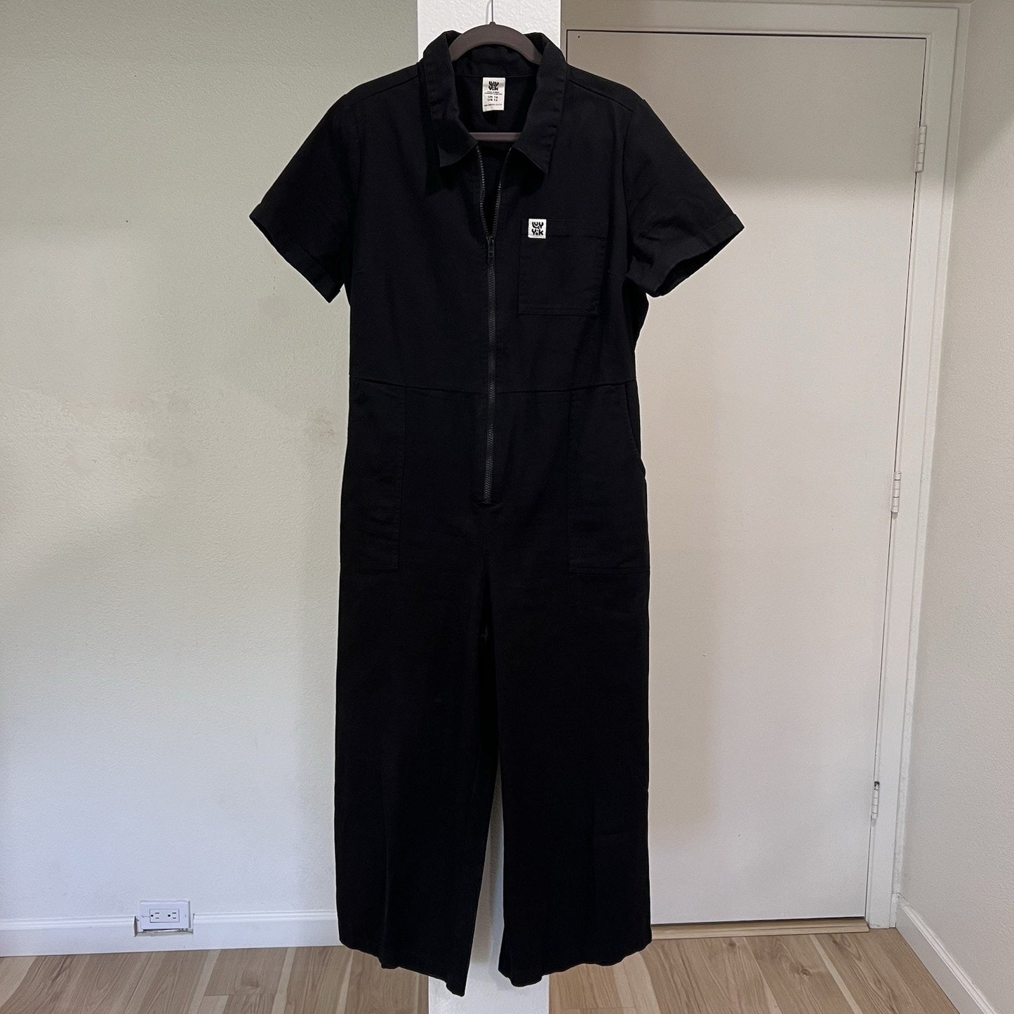 LUCY YAK Ragan Jumpsuit (12) Black Short Sleeve Wide Leg Cropped Elastic Waist