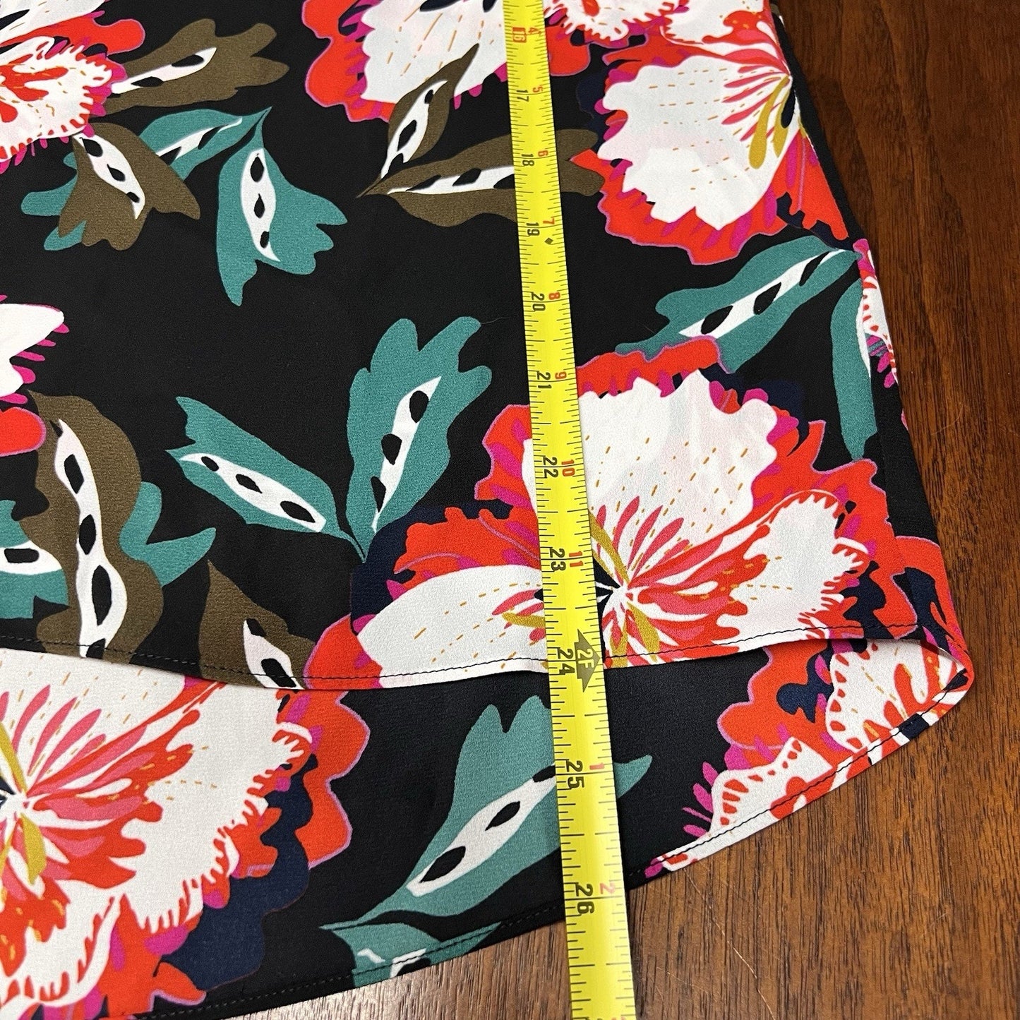 NWT Cabi XS Sleeveless Hibiscus Blouse Lily Print 5542 Floral Tropical Vacation