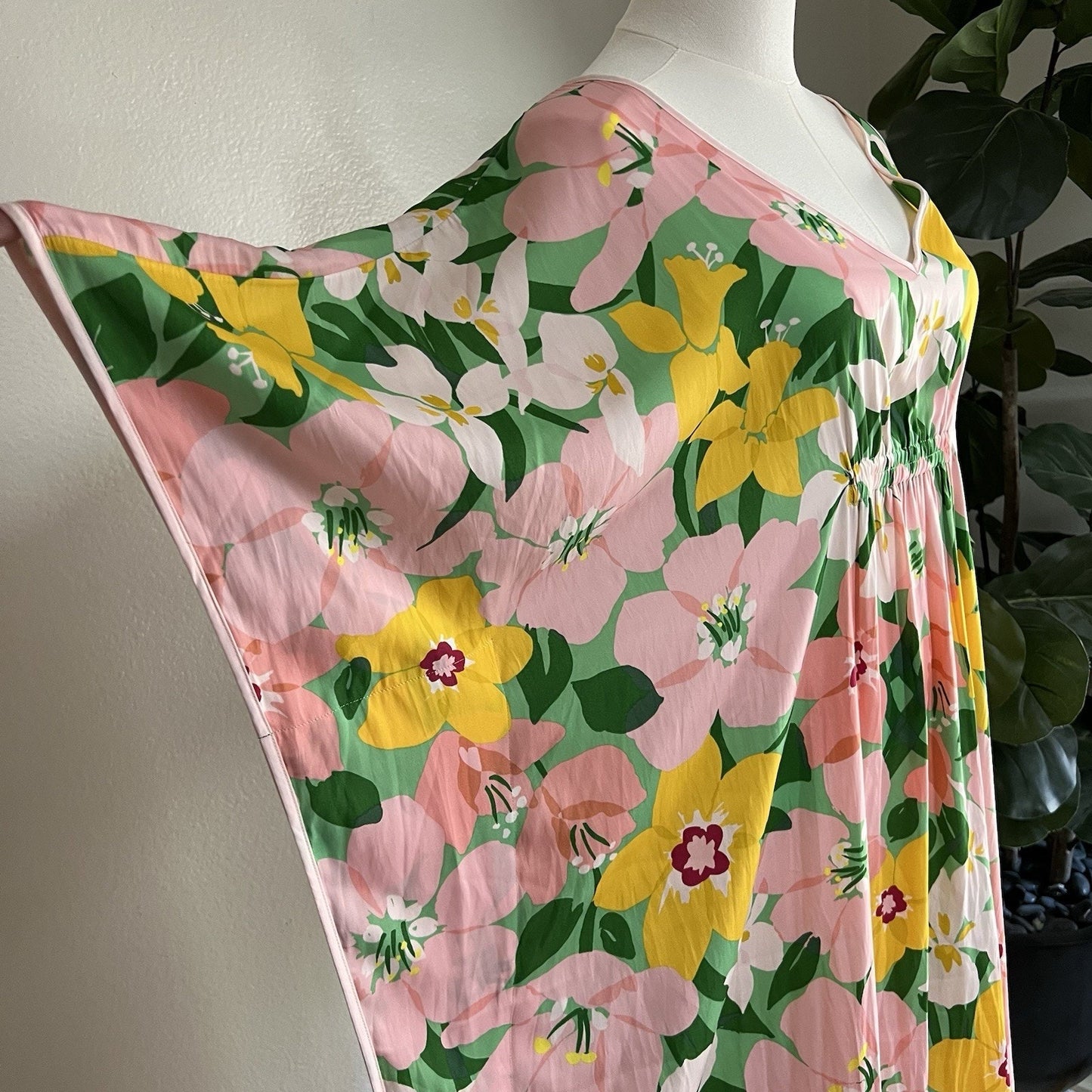 KATE SPADE Caftan Dress L/XL Painterly Petals Floral Muumuu Retro Vintage Mod