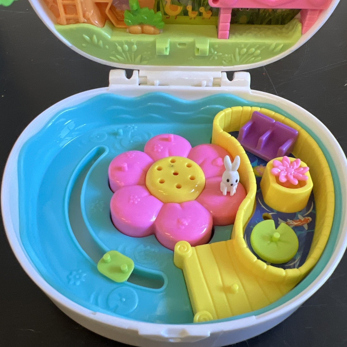 Polly Pocket Bunny Garden Compact Playset 2022 Mattel - INCOMPLETE