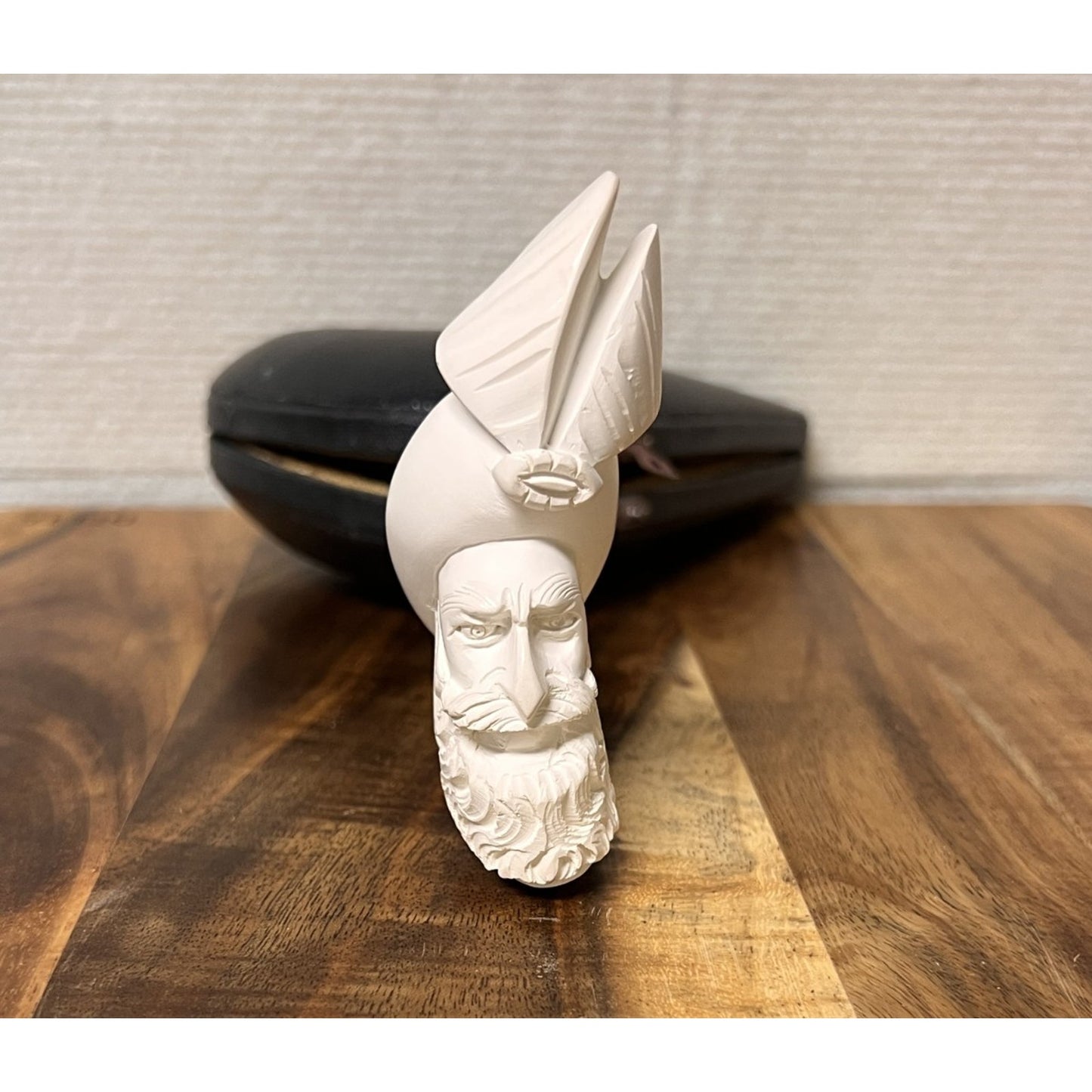 Vintage Meerschaum Turkish Pipe Carved Sultan With Fitted Case Unused