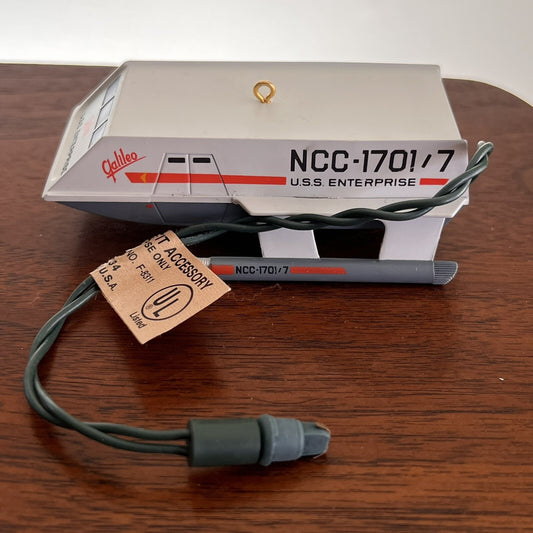 1992 Star Trek Shuttlecraft Galileo Starship Enterprise w/ Box Hallmark Ornament