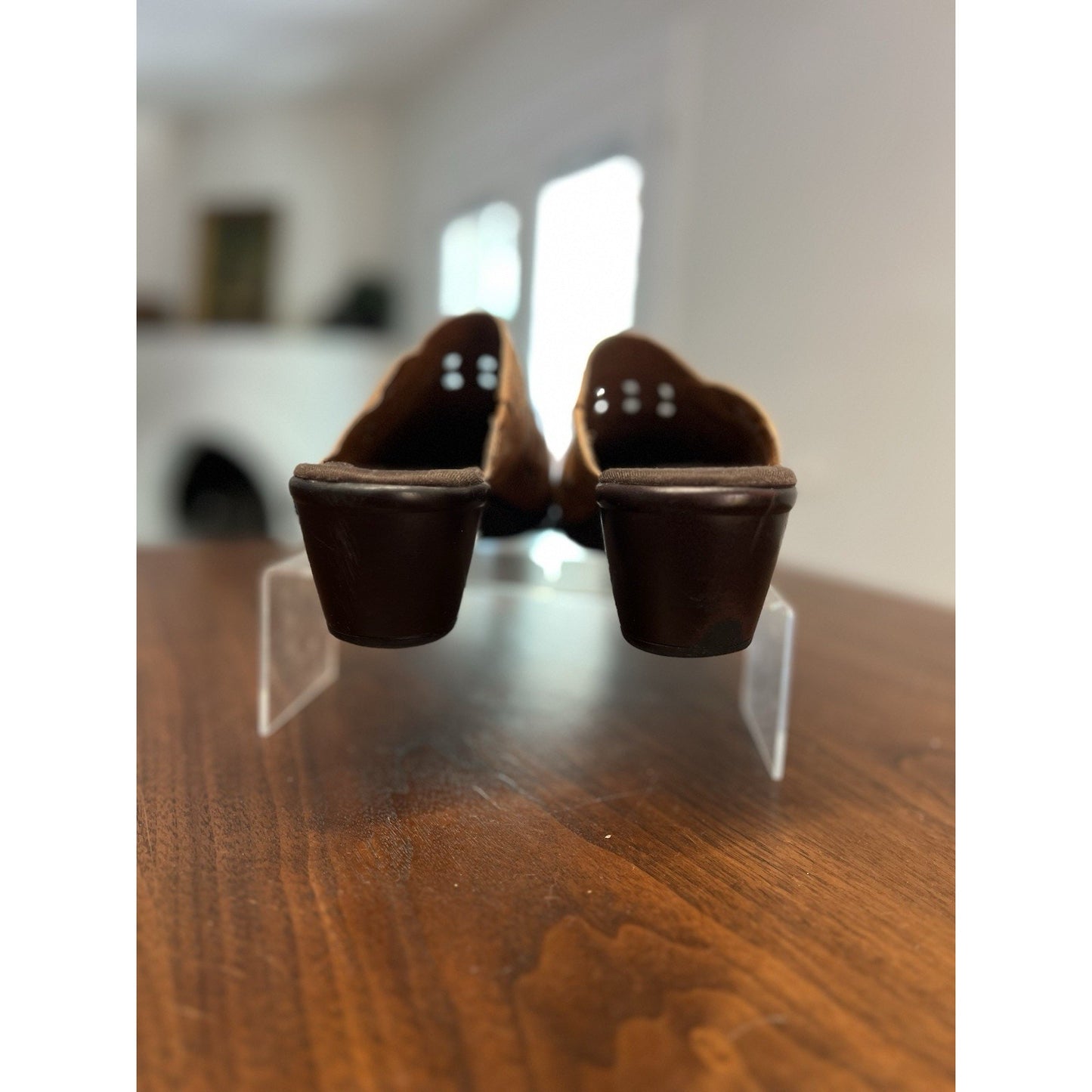 Clarks Bendables Brown “Social Ball” Laser Cut Mules Clogs Womens Sz 9.5 Retired