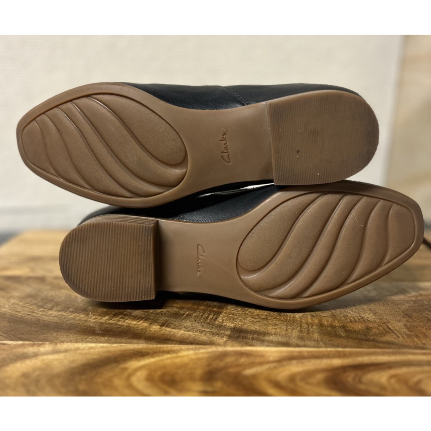 Clarks Collection Juliet Palm Black Leather Loafers Women's 6M