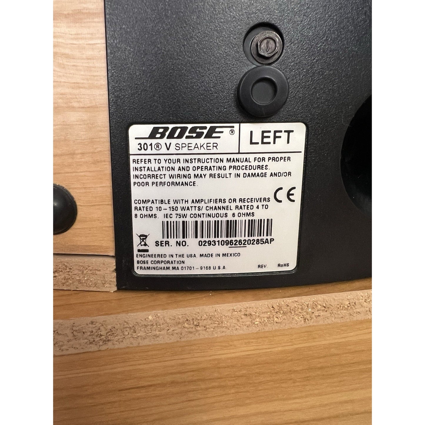 BOSE 301 V Left and Right Speakers Blonde Cabinets Excellent Condition