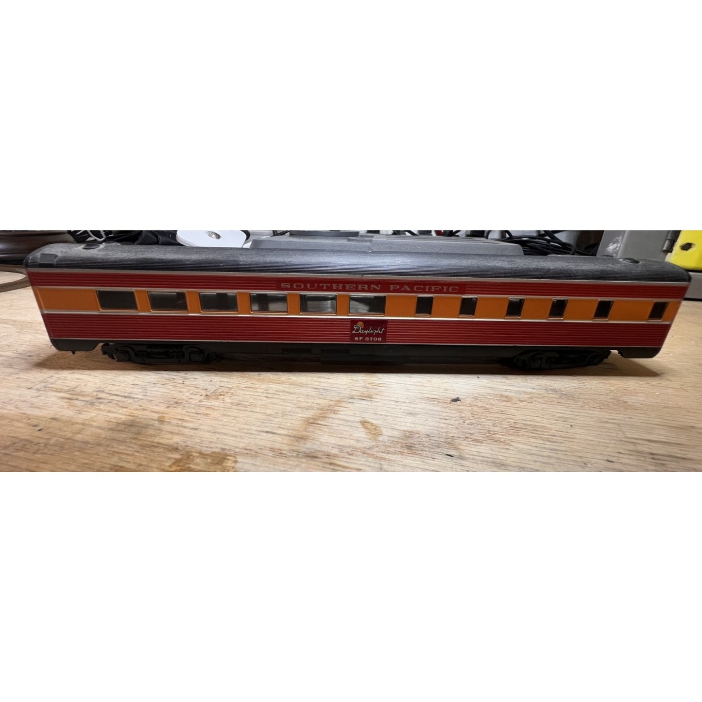 Vintage Bauchman Southern Pacific Daylight Smooth-Side Baggage Train Car