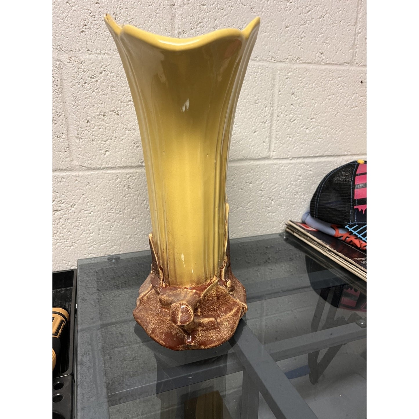 Nelson McCoy Pottery Mid-Century Modern 14.5" Yellow Tall Fan Vase Marked No. 89