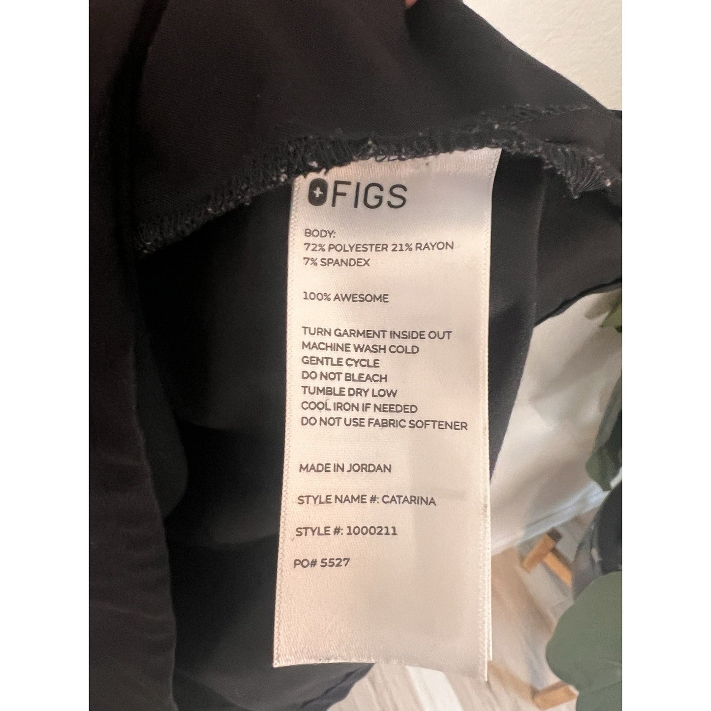 FIGS Catarina 1 Pocket Women’s Scrub Top PO# 5527 Size XL Style # 1000211