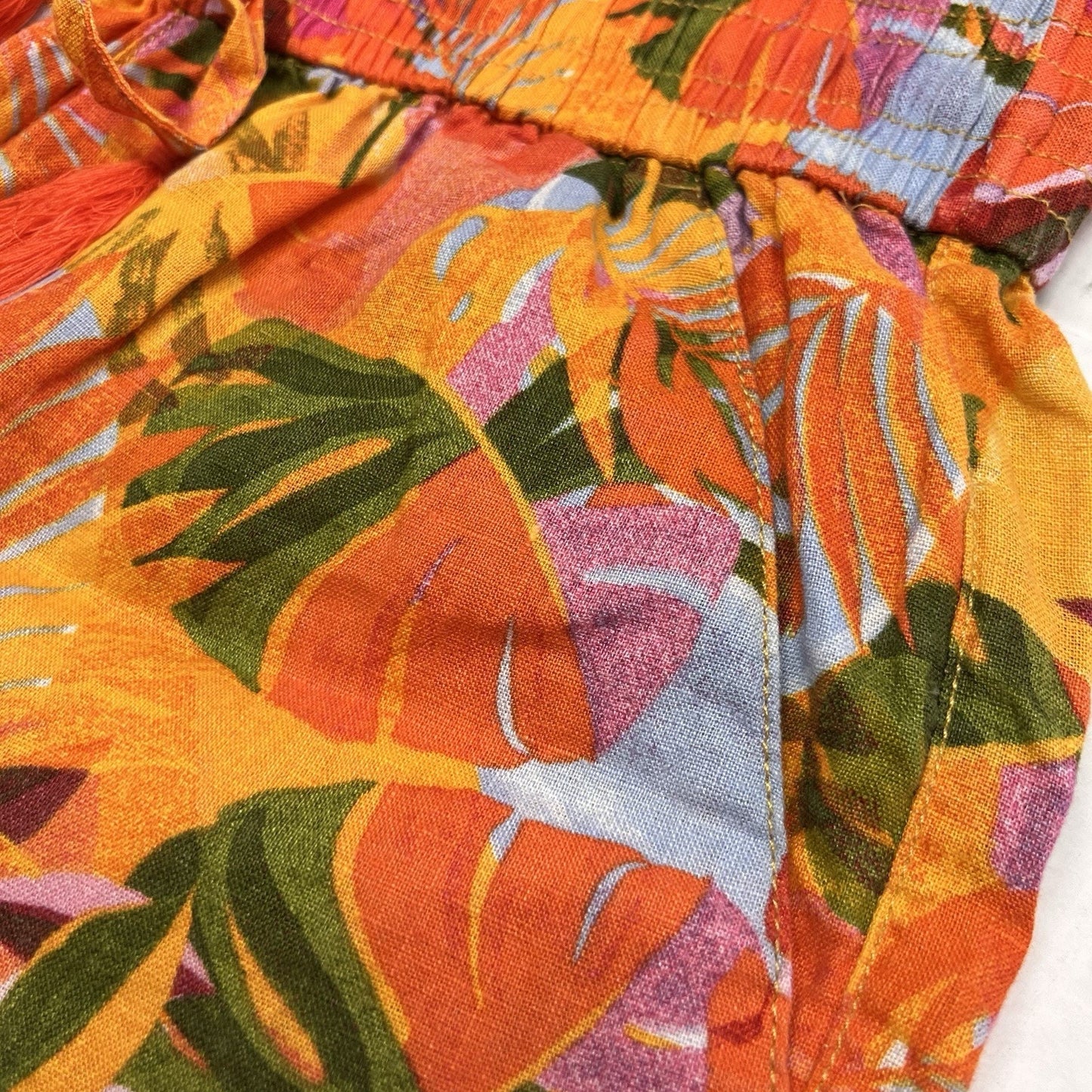 C&C California Linen Shorts (S/28”) Floral Tropical Crochet Trim Fringe Tassel