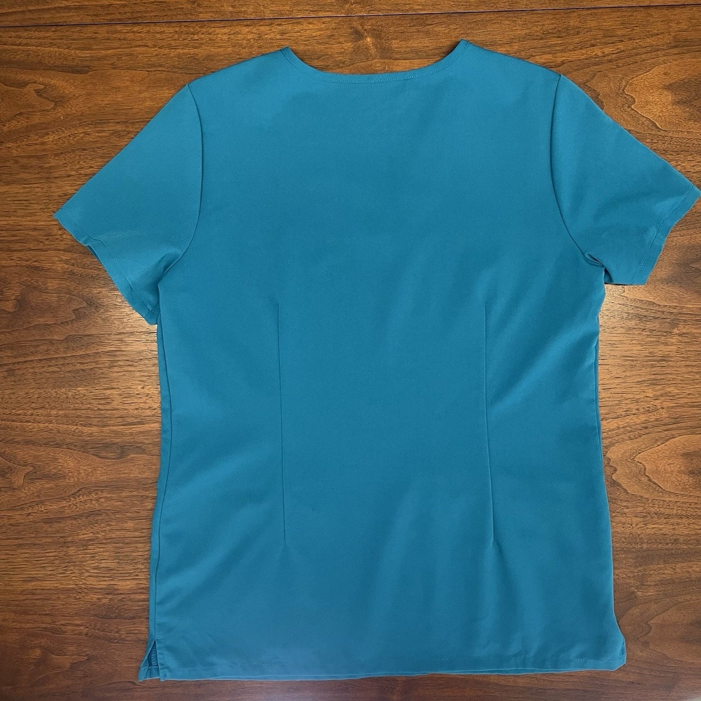 Figs Casma Three-Pocket (S) Scrub Top Pacific Blue Limited Edition PO 2133