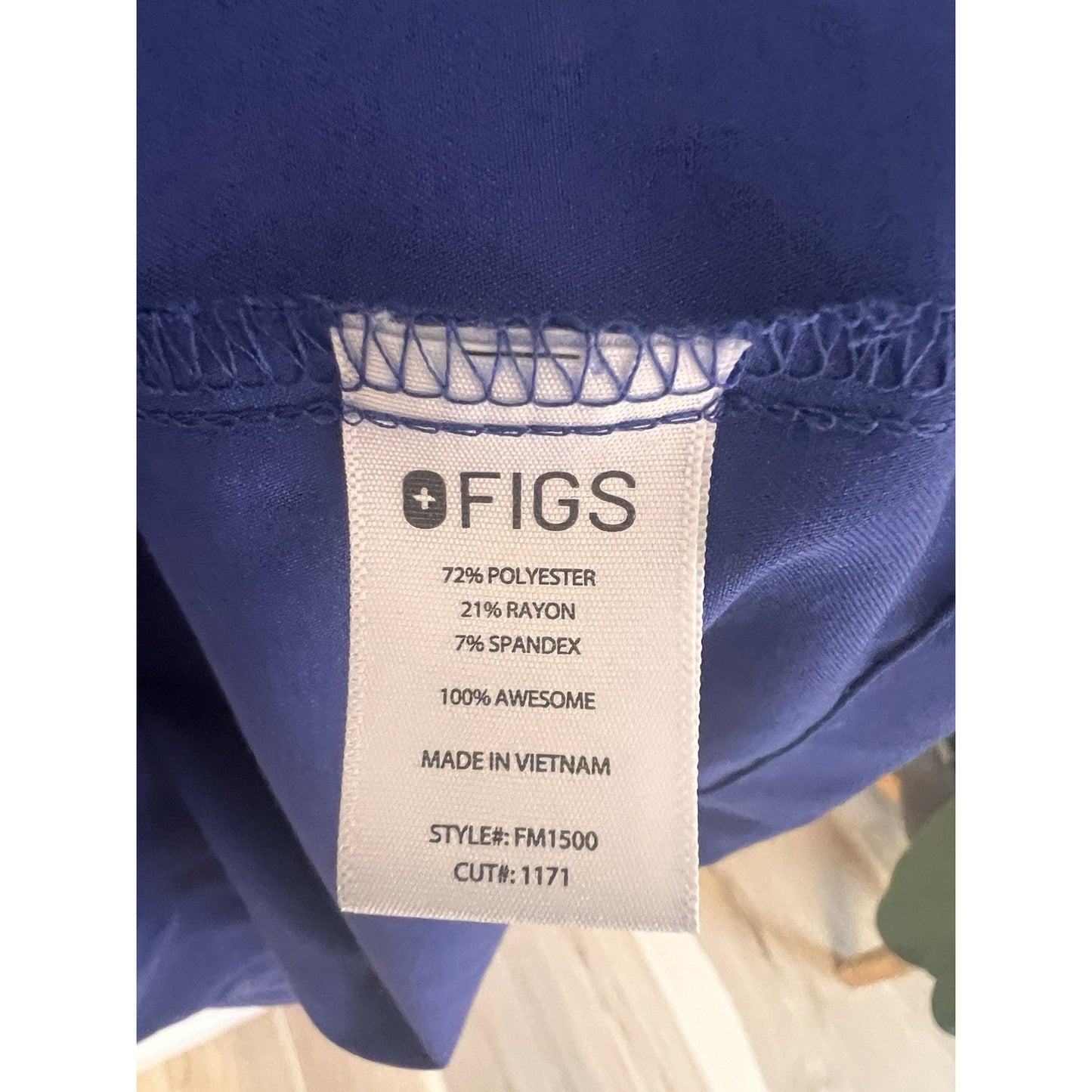 FIGS LEON 3 Pocket Men’s Scrub Top Size Small Style# FM1500