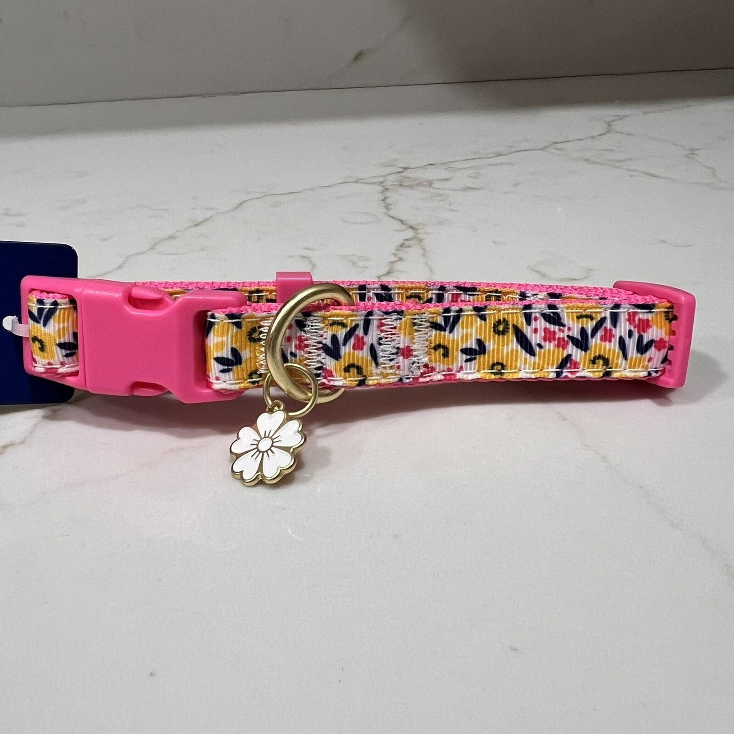 NWT 13-20” (M) Puppy Dog Floral Collar Daisy Charm Adjustable Girly Pink