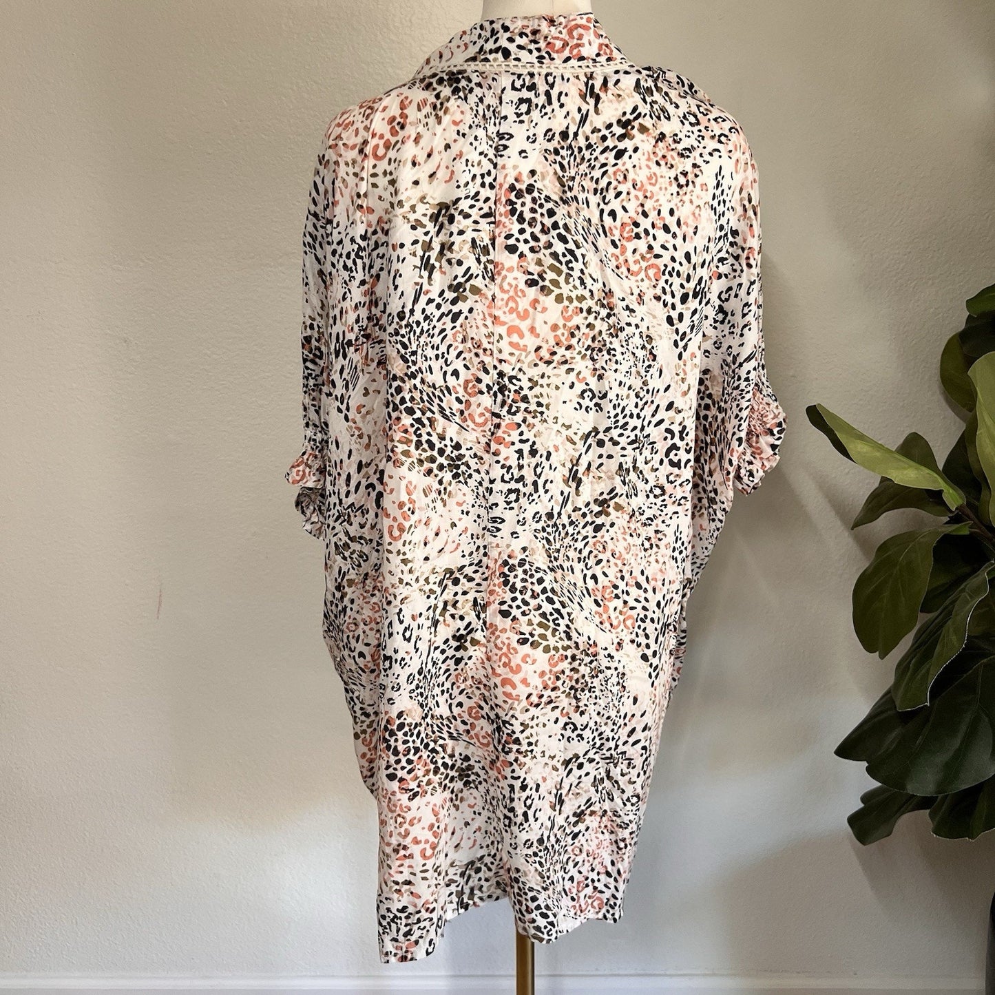 NWOT Ariat Sweet Spring Kimono Wrap XS/S Animal Print Women’s $60 Sold Out
