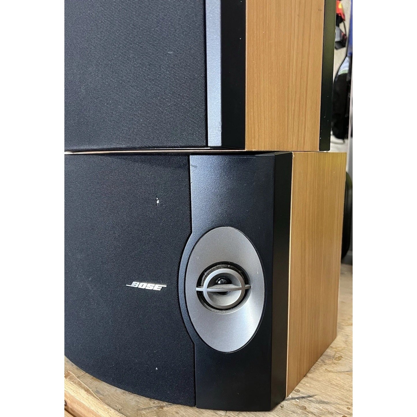 BOSE 301 V Left and Right Speakers Blonde Cabinets Excellent Condition