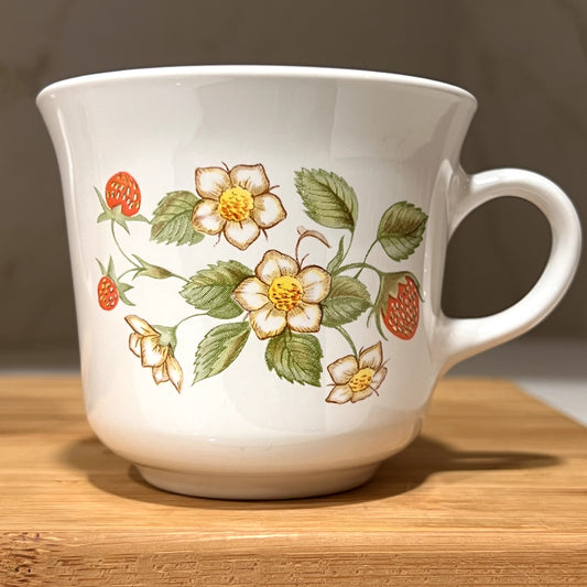 (2) 1983 Strawberry Sundae Corelle Corning Coffee Tea Mug Cup Vintage Retro MCM