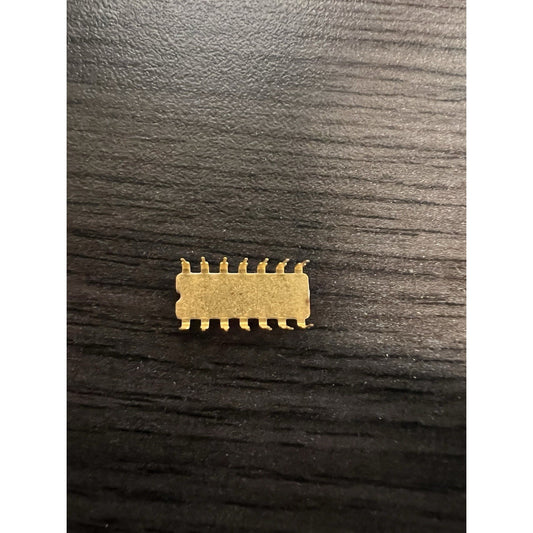 Vintage 1967 Ceramic DIP IC Side-Brazed Gold Core 14-Pin Military Spec Chip 6750