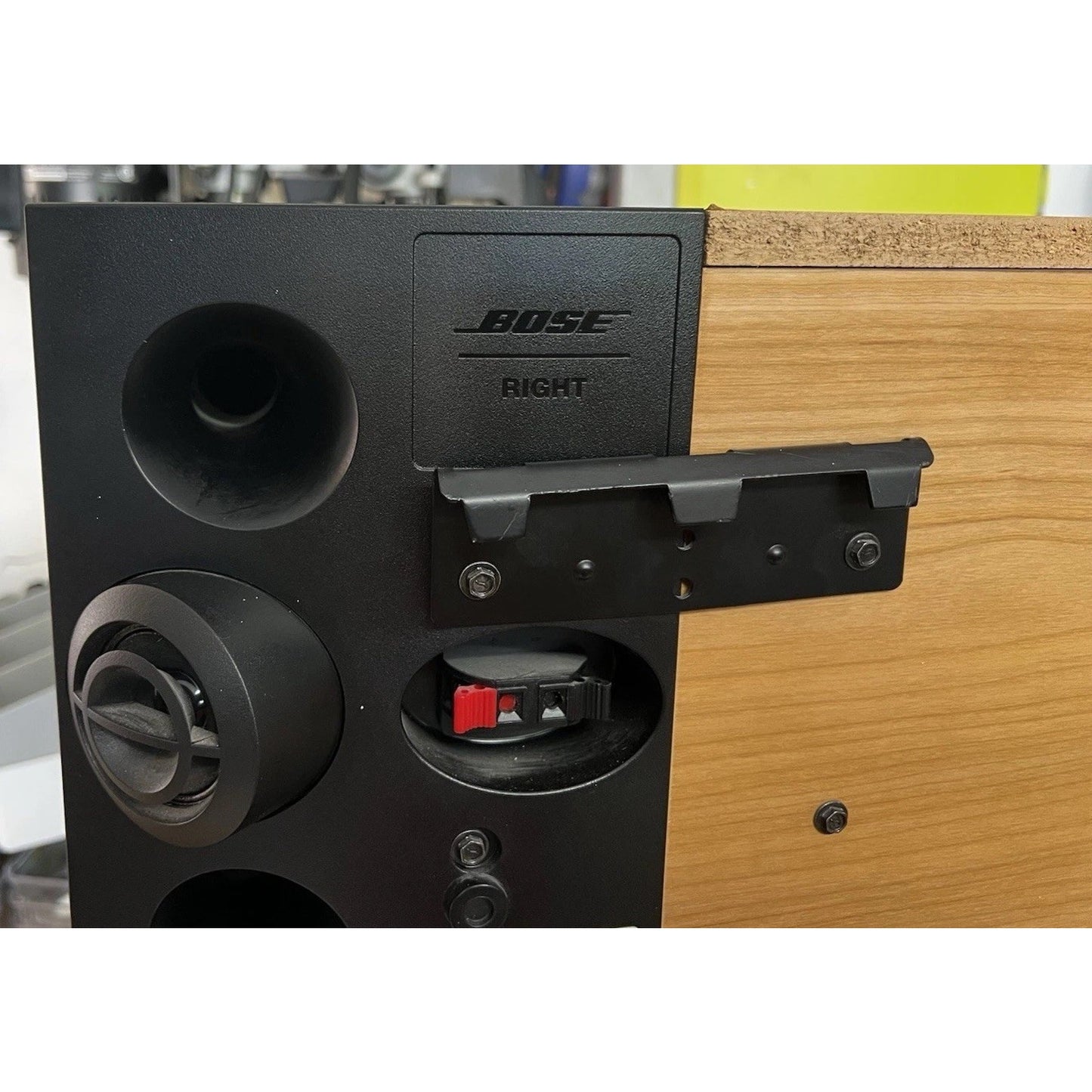 BOSE 301 V Left and Right Speakers Blonde Cabinets Excellent Condition