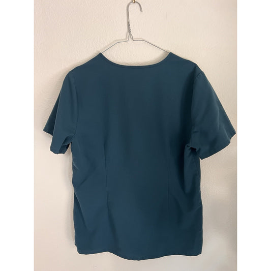 FIGS Catarina 2 Pocket Women’s Scrub Top PO# 1617 Size Medium Style# FW1100