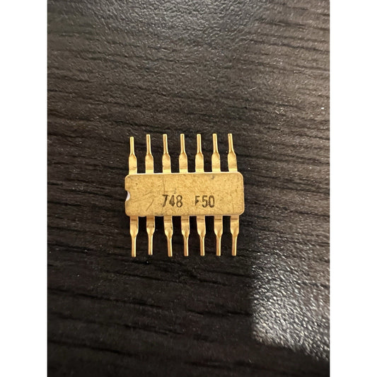 Rare Vintage Signetics 68A8380P1 White Ceramic Gold IC Chip 14-Pin DIP 1974 NOS