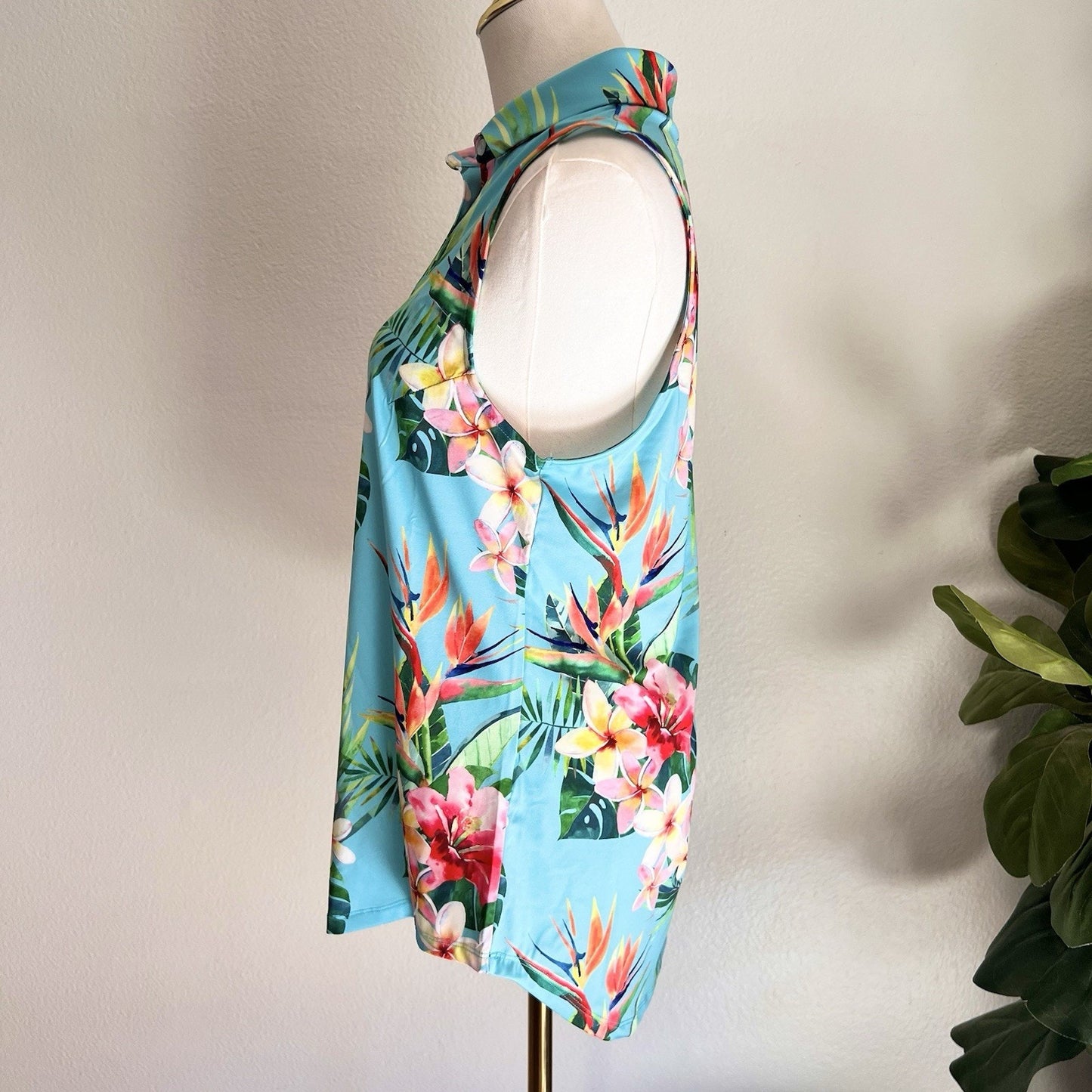 NWT Bad Birdie Womens (M) Sleeveless Tropical Floral Golf Sun Protection