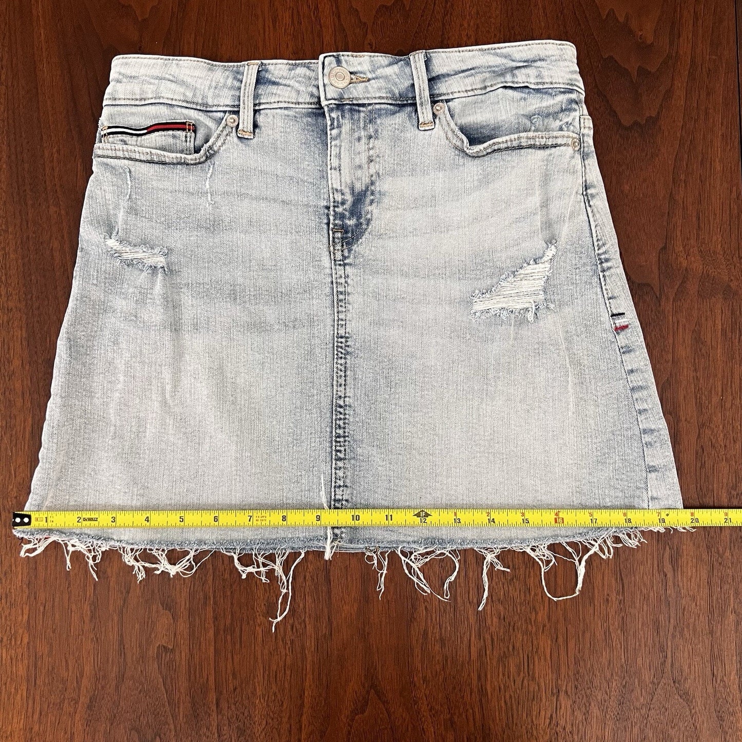 Tommy Jeans Distressed Cutoff Denim Miniskirt Size 0/25 Hilfiger Logo Y2K Vibes