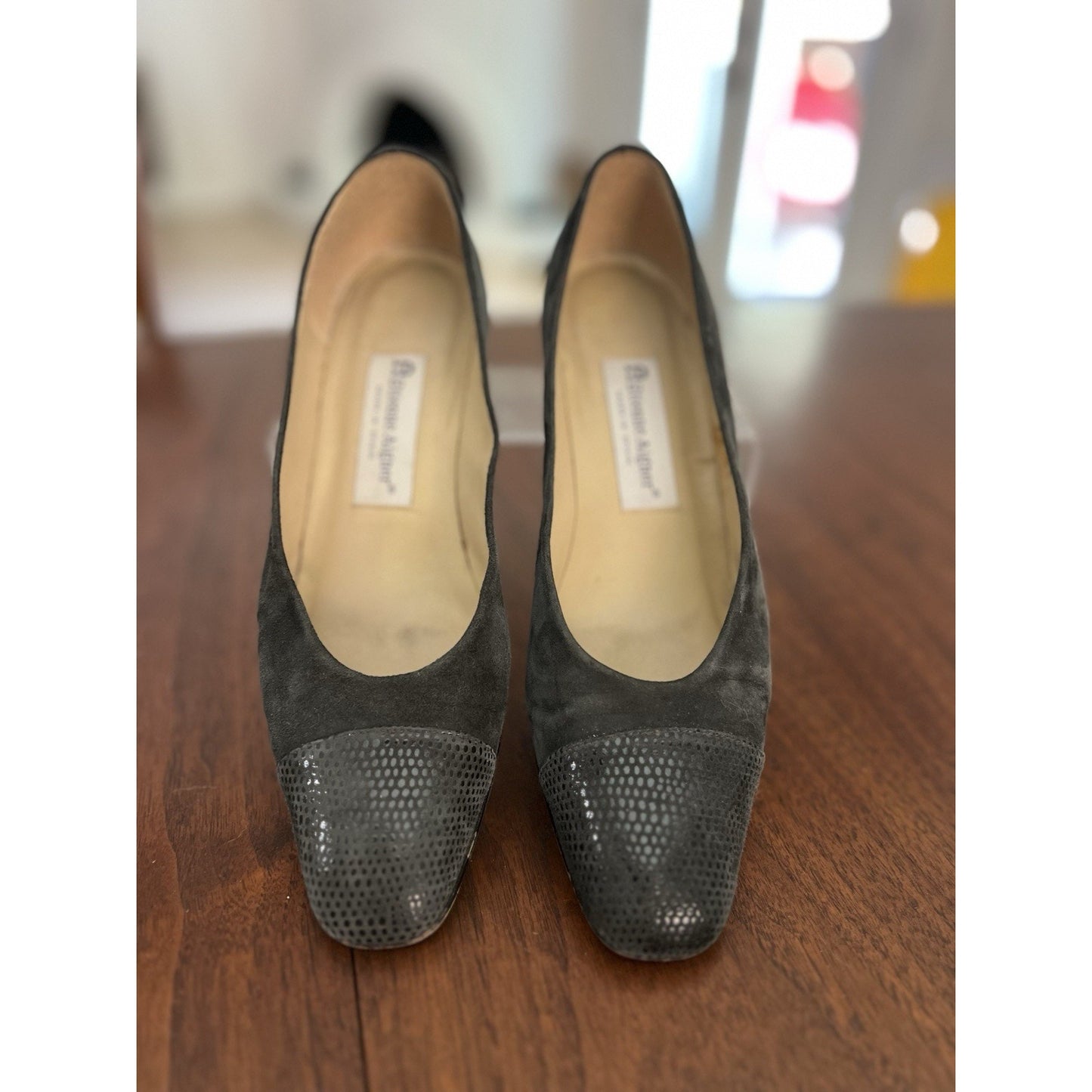 Vintage Etienne Aigner Charcoal Gray Suede Pump Sz 8.5