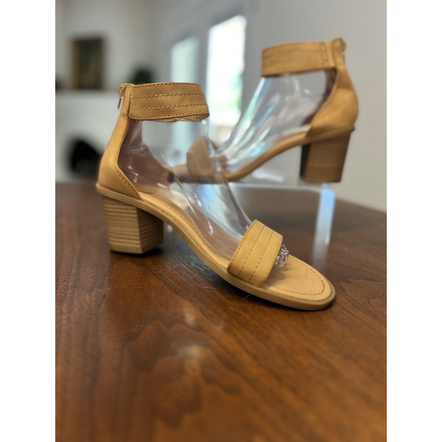 Frye and Co. Zaki Tan Faux Leather Heeled Sandals Zipper Heel Women’s Size 10M