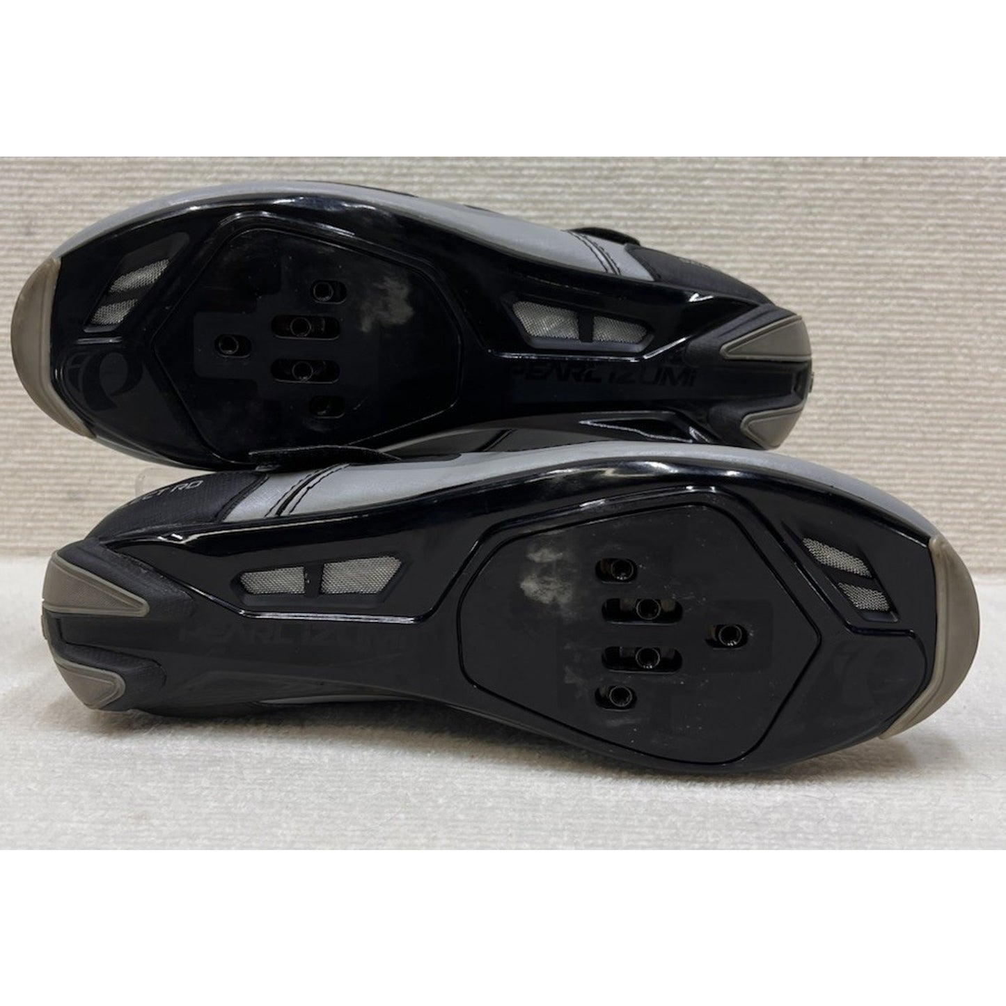 Pearl Izumi Select Road IV Cycling Shoes Black Gray Women’s Clipless Size 11