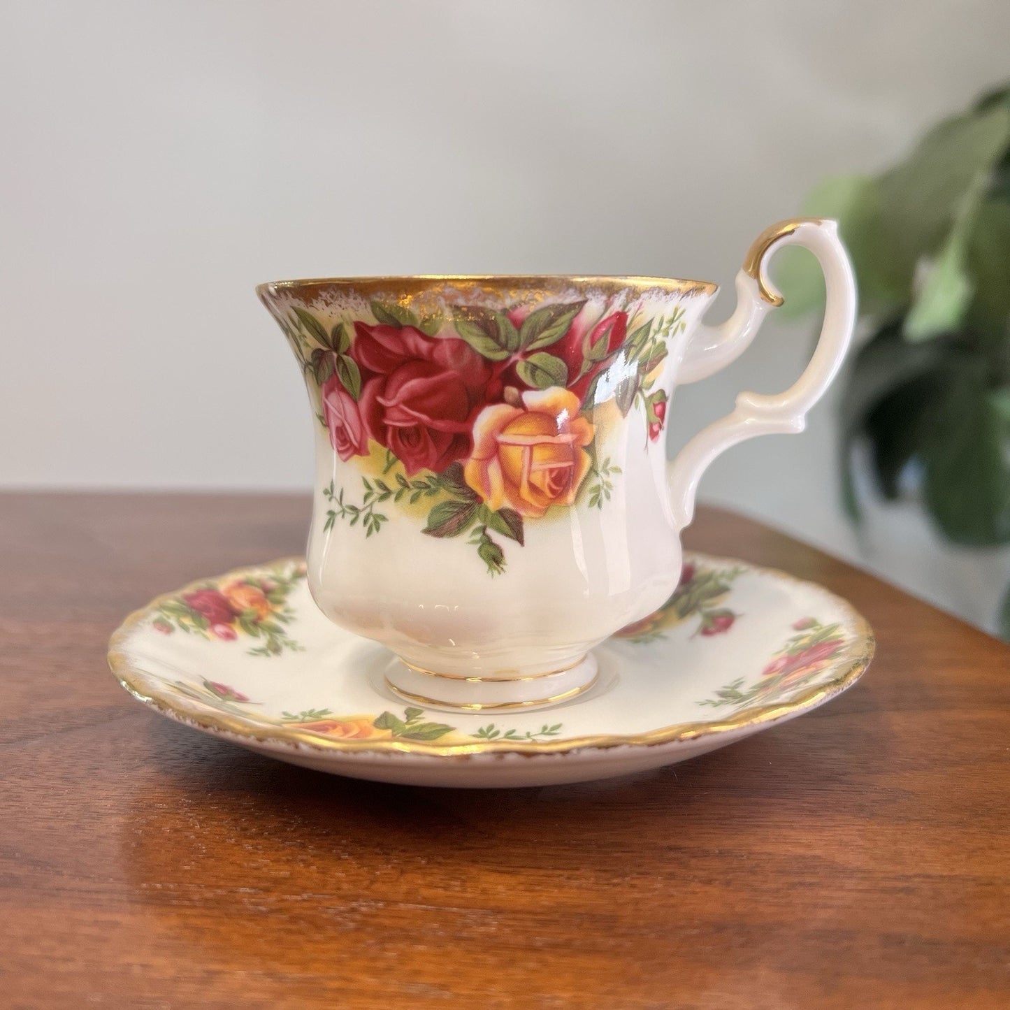 1962 Royal Albert Old Country Roses Montrose Demitasse Cup & Saucer Footed