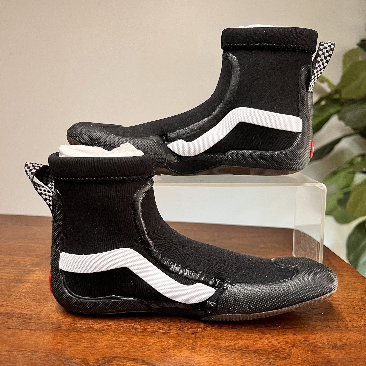 NEW Vans Surf Wetsuit Bootie Mid Unisex Men 5, Women 6.5