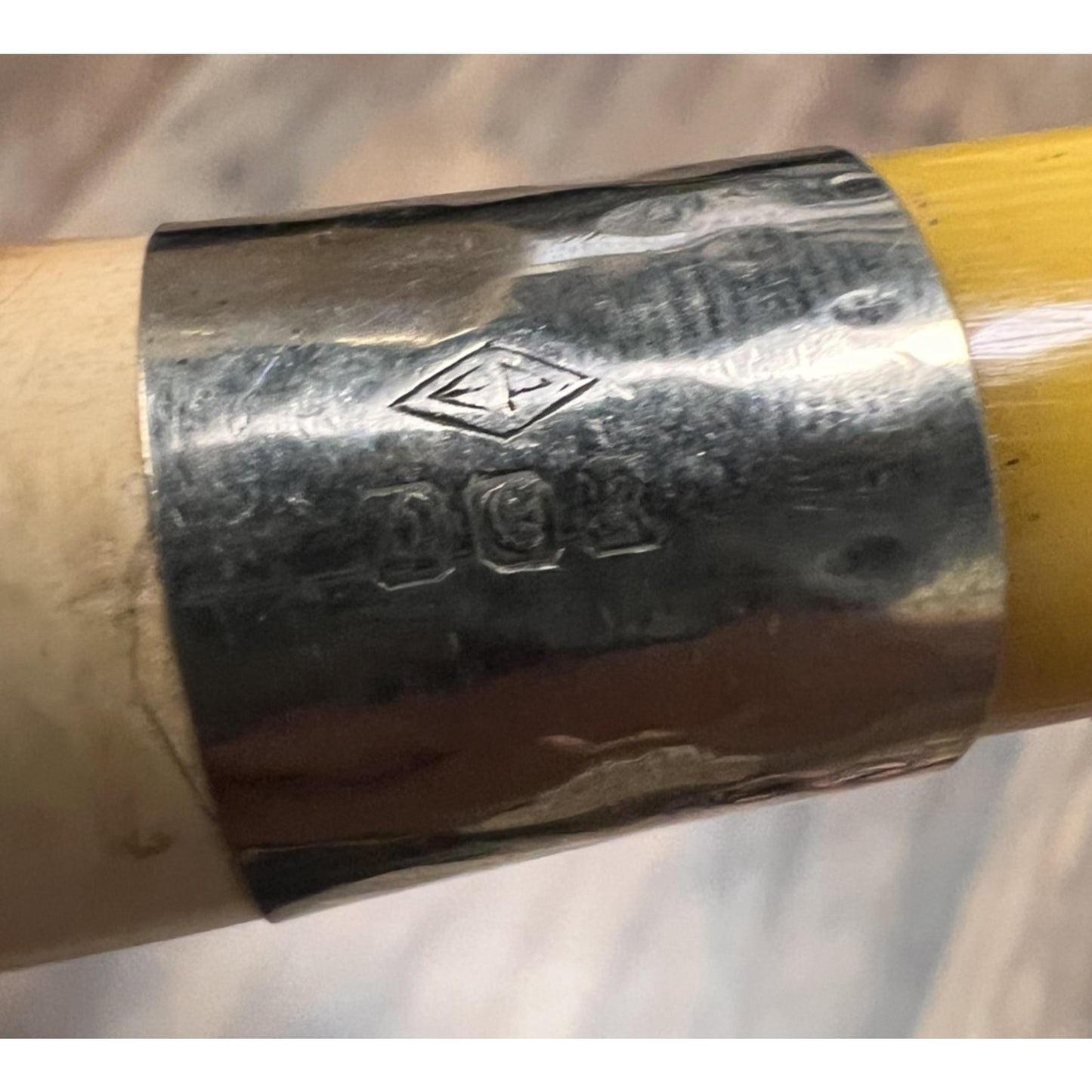 VTG Lattice-Carved Meerschaum Flared Dublin Bent Stem Pipe Real Silver Band Case