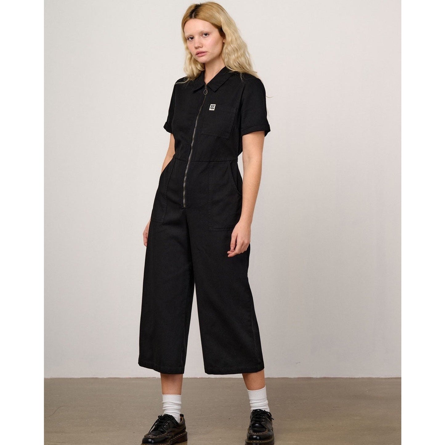 LUCY YAK Ragan Jumpsuit (12) Black Short Sleeve Wide Leg Cropped Elastic Waist