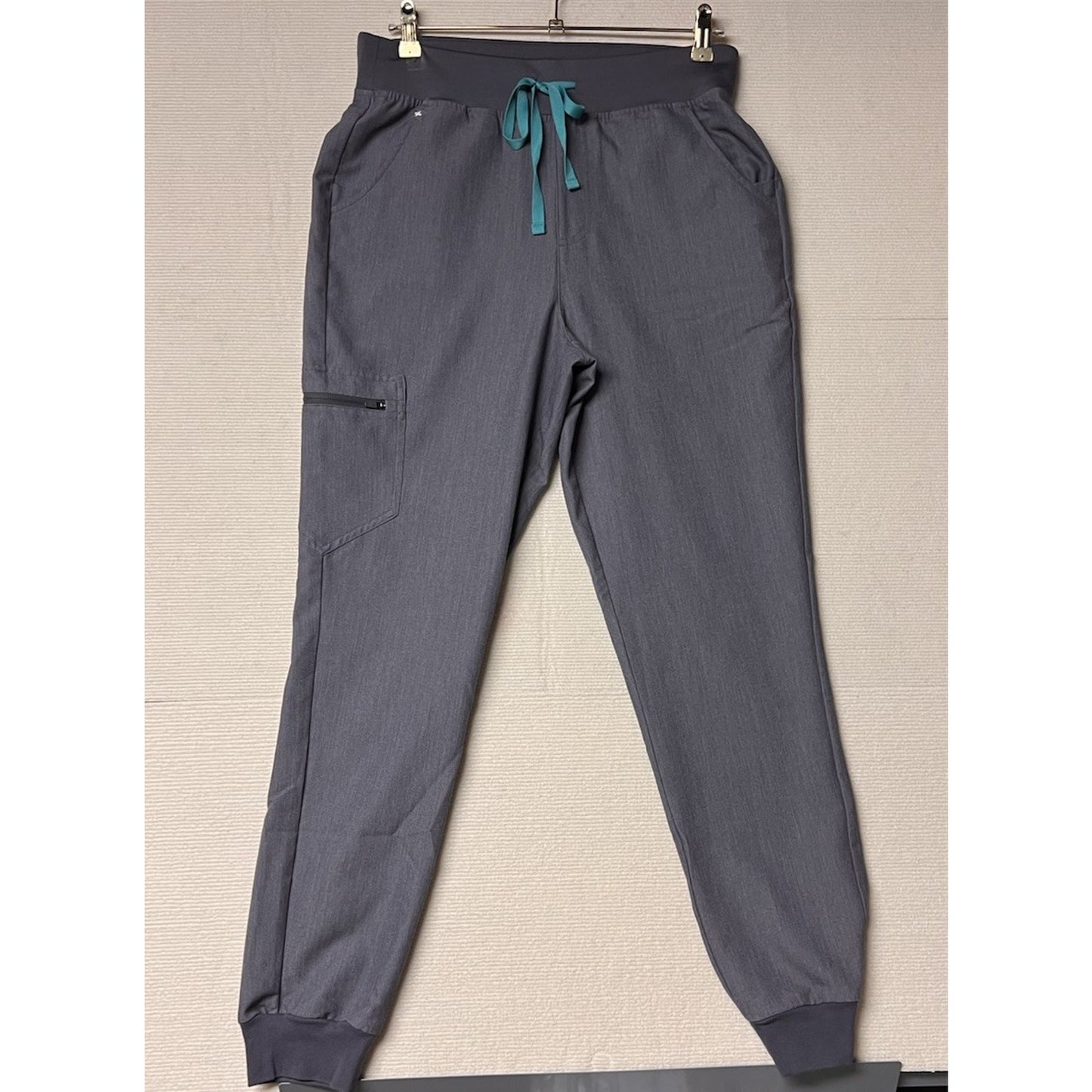 FIGS Zamora 2.0 Jogger Scrub Pants Nurse Medical Workwear Women’s Size M/T Gray