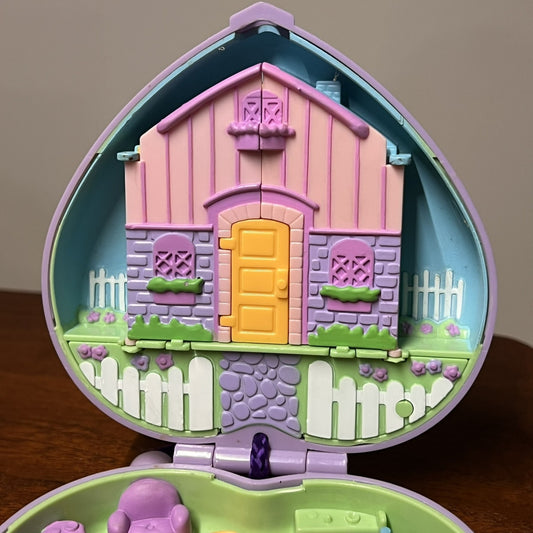 My Little Fairy Tales Red Riding Hood Compact Prime Time 1994 Travel Toy