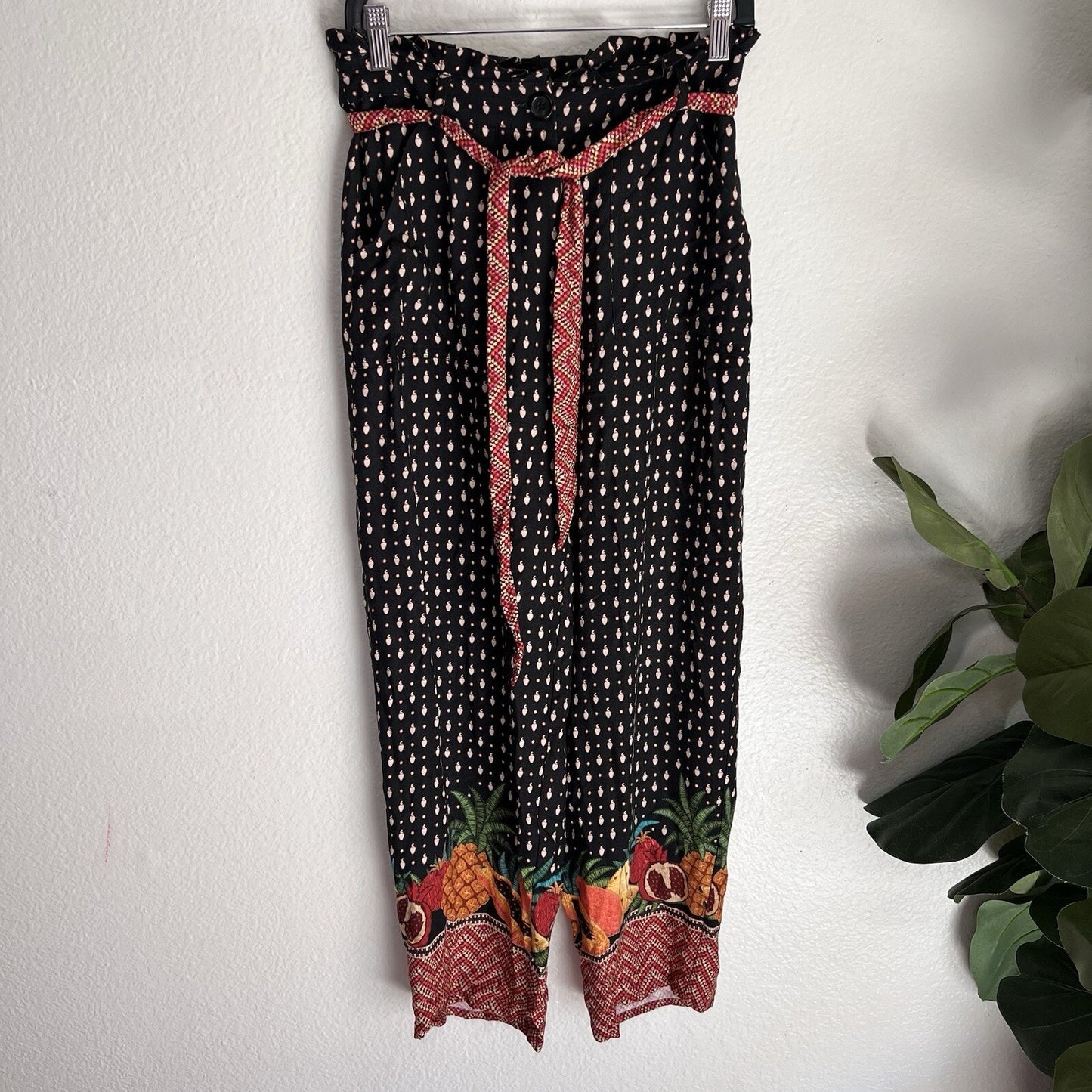 Anthropologie Farm Rio XS Paperbag Pants Refined Joggers Belted Tropical