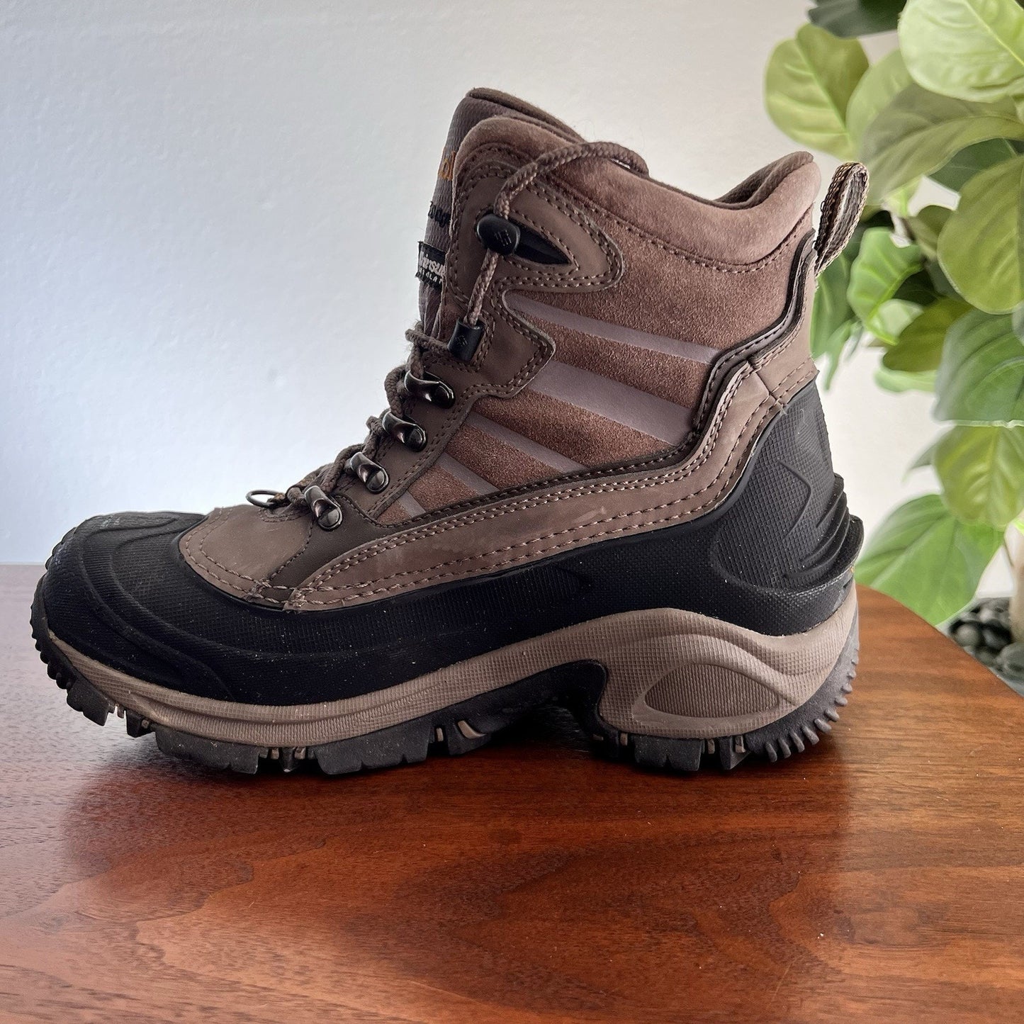 Columbia Bugaboot Mens 8 Omni-Tech 200 Grams Waterproof Insulated Brown Snow