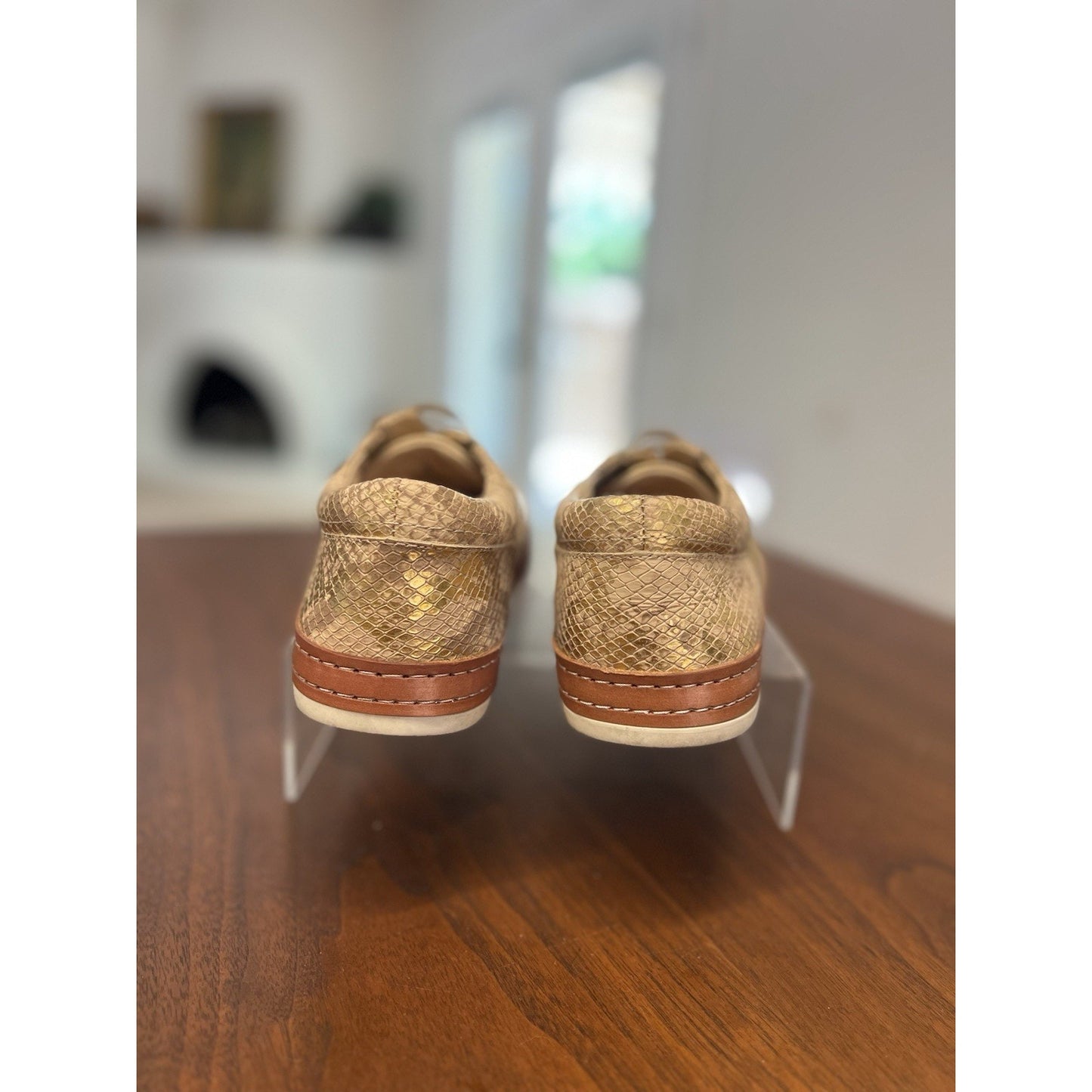 Corso Como Naimie Womens Gold Leather Reptile Print Slip-on Sneakers Sz 8.5