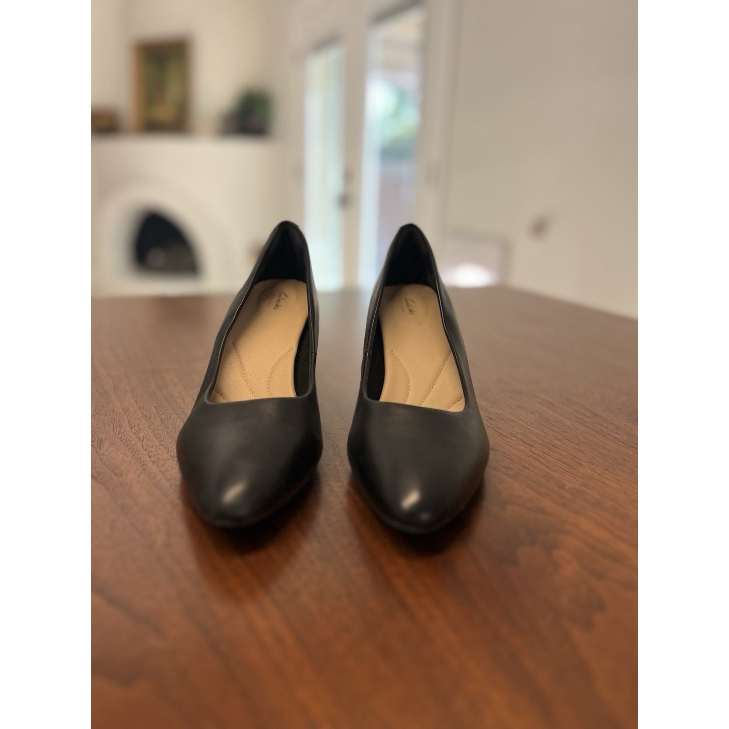 Clarks Calla Rose pointed toe patent leather heels black pump Women’s Size 8.5