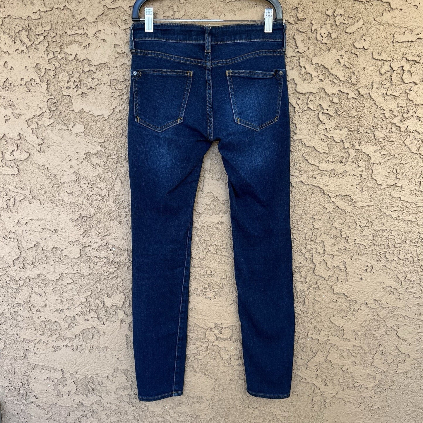 Pilcro Anthropologie Sz 26 Dark Wash Mid-Rise Skinny Jean Stretch Ankle Denim