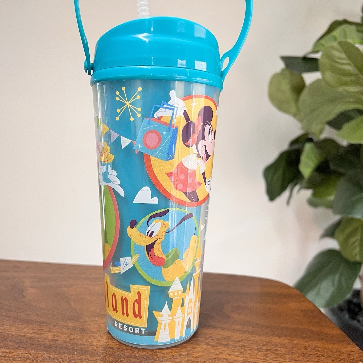 Disneyland Play in the Parks Plastic Sipper Drink Cup Bottle Handle Straw Disney