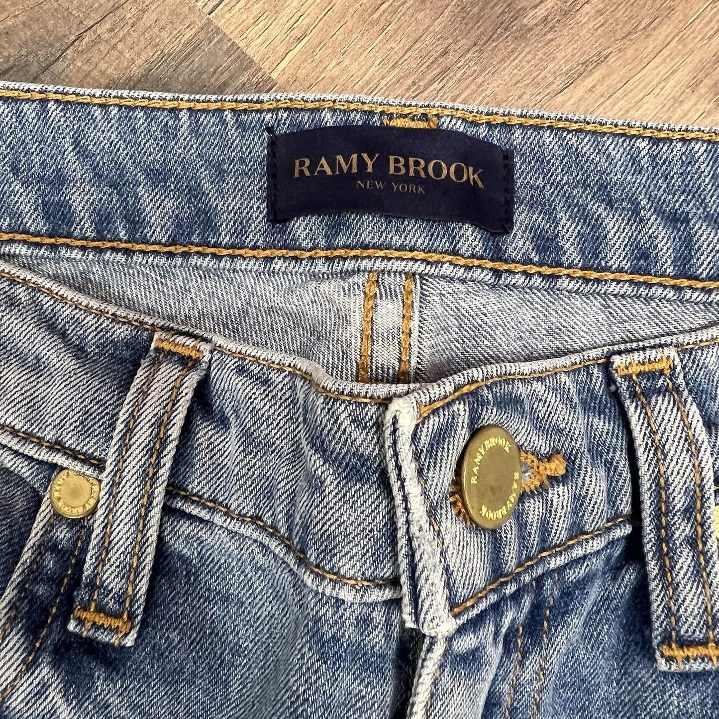 Ramy Brook Sz 26 Rosie Boyfriend Cropped Jean Mid-Rise Distressed Aztec Festival