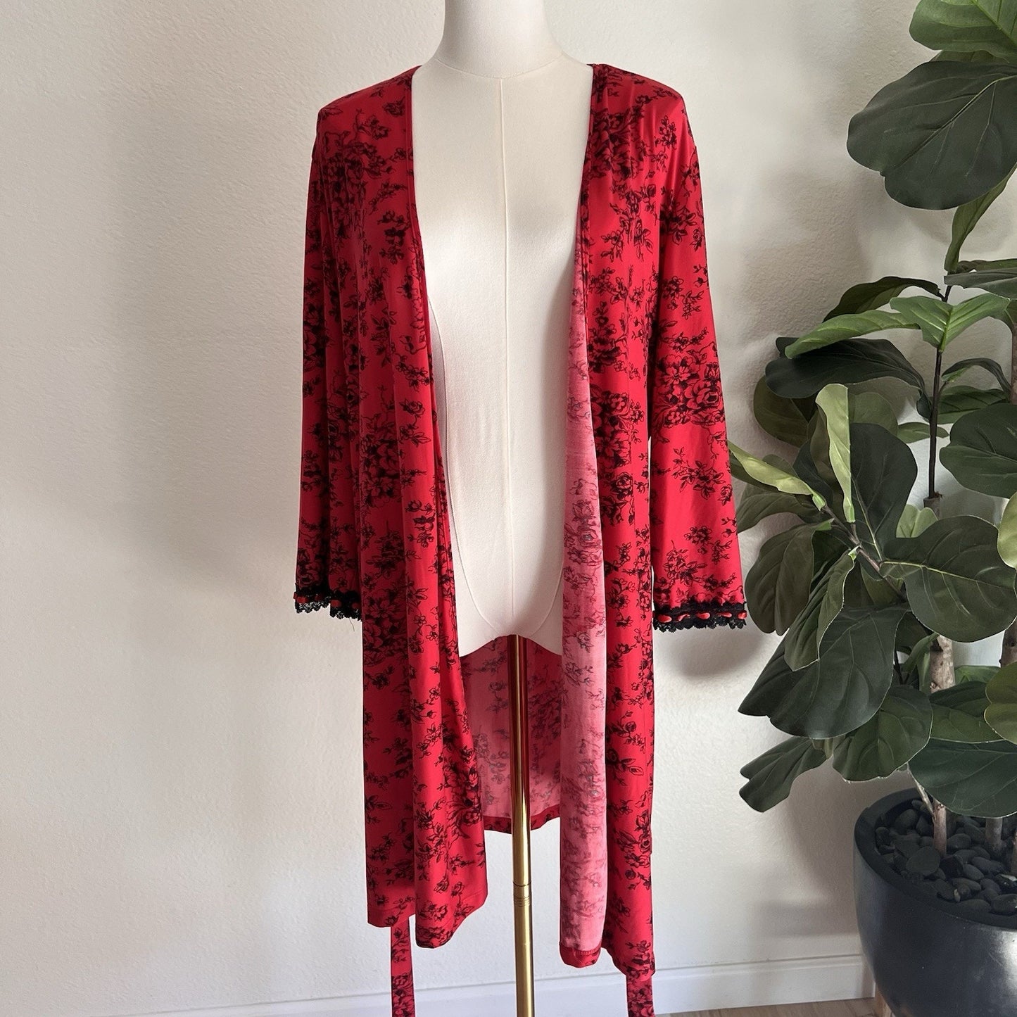 California Dynasty M/L Vintage Lace Red Floral Robe Kimono Belt Romantic Sexy
