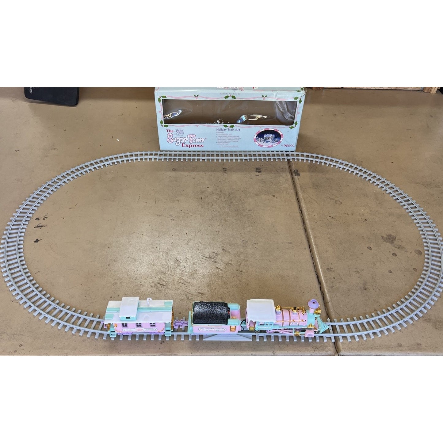 Vintage Enesco Holiday Precious Moments The Sugar Town Express Train Set