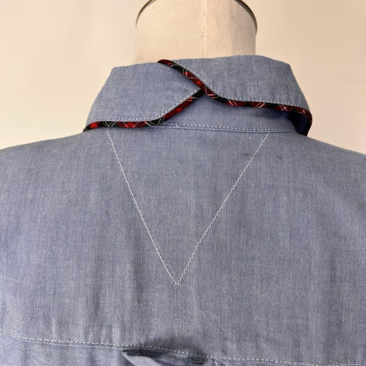 Signature by Northern Isles Teacher Button Up Shirt Chambray Kitsch Embroidered