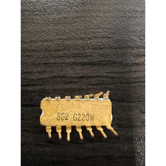 Vtg Motorola 68A8364P2 Ceramic IC Gold Pin 16-Pin DIP Chip 1980 Date Code 802