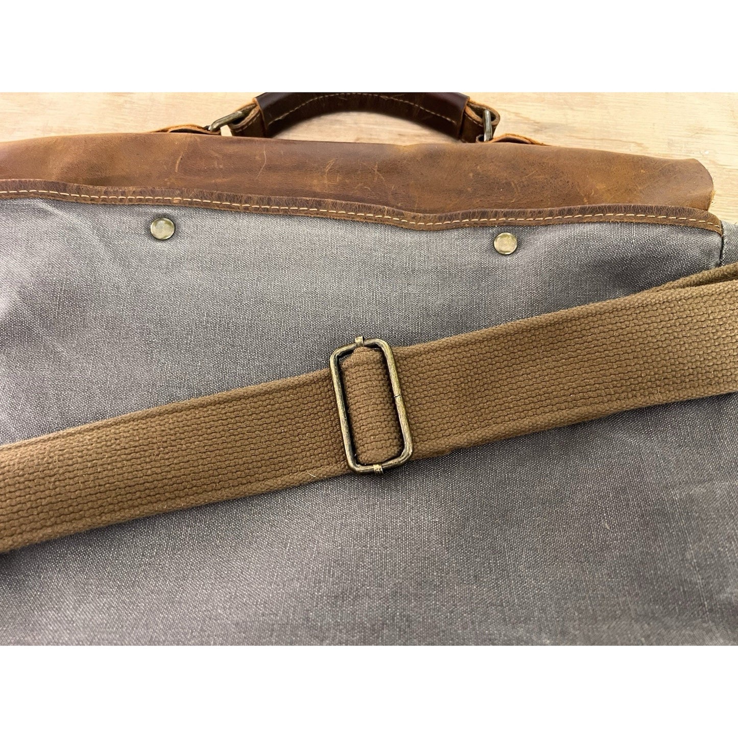 Vintage Style Leather & Canvas Wowbox Messenger Bag 6 Pocket + Organizer Sleeves