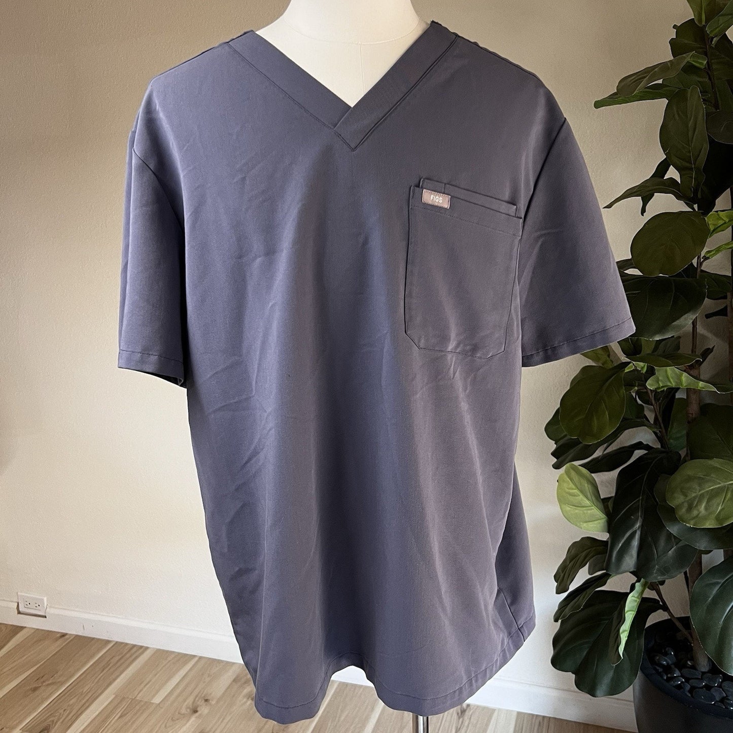FIGS Leon Men’s Space Navy FREEx Three-Pocket Scrub Top Size XXL #fm1500 PO 2701
